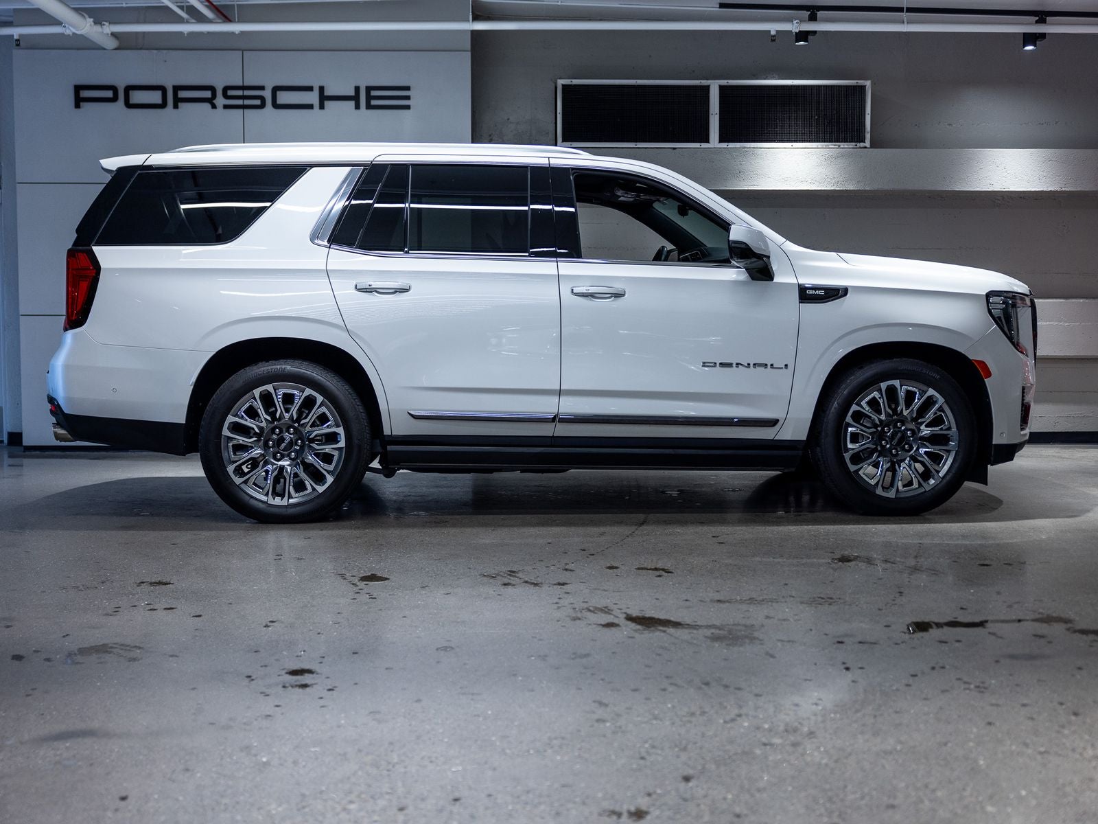2024 GMC Yukon Denali Ultimate