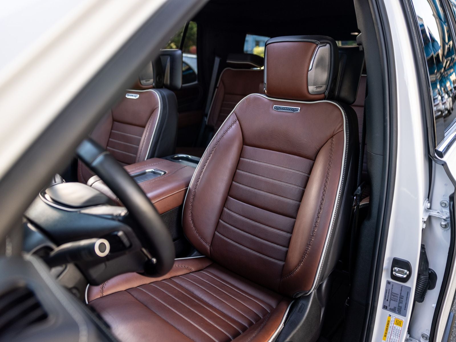 2024 GMC Yukon Denali Ultimate