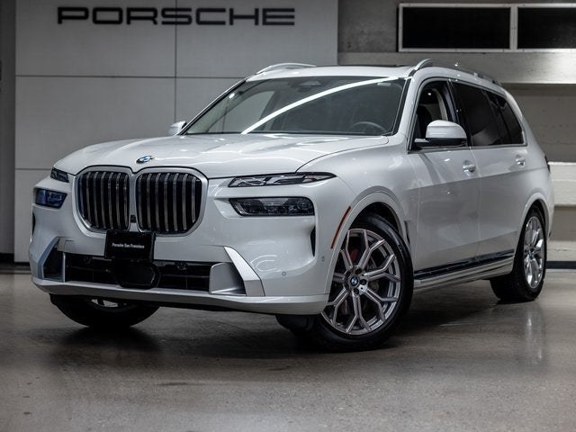 2025 BMW X7 xDrive40i
