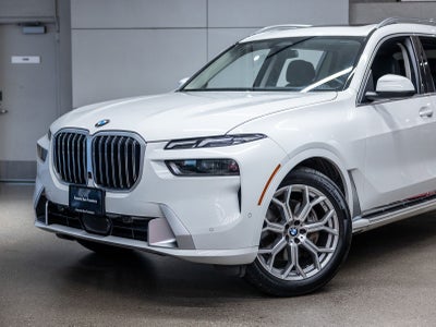 2025 BMW X7 xDrive40i