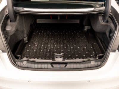 2022 Jaguar XF R-Dynamic SE