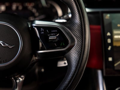 2022 Jaguar XF R-Dynamic SE