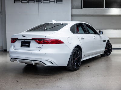 2022 Jaguar XF R-Dynamic SE