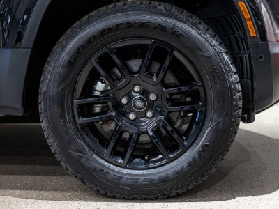 2025 Land Rover Defender 110 S