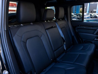 2025 Land Rover Defender 110 S