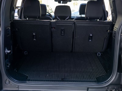2025 Land Rover Defender 110 S