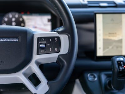 2025 Land Rover Defender 110 S