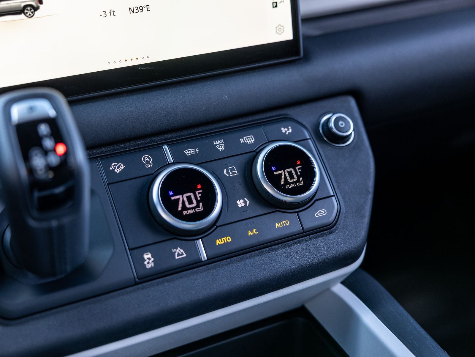 2025 Land Rover Defender 110 S