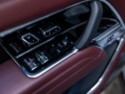 2025 Land Rover Range Rover Autobiography