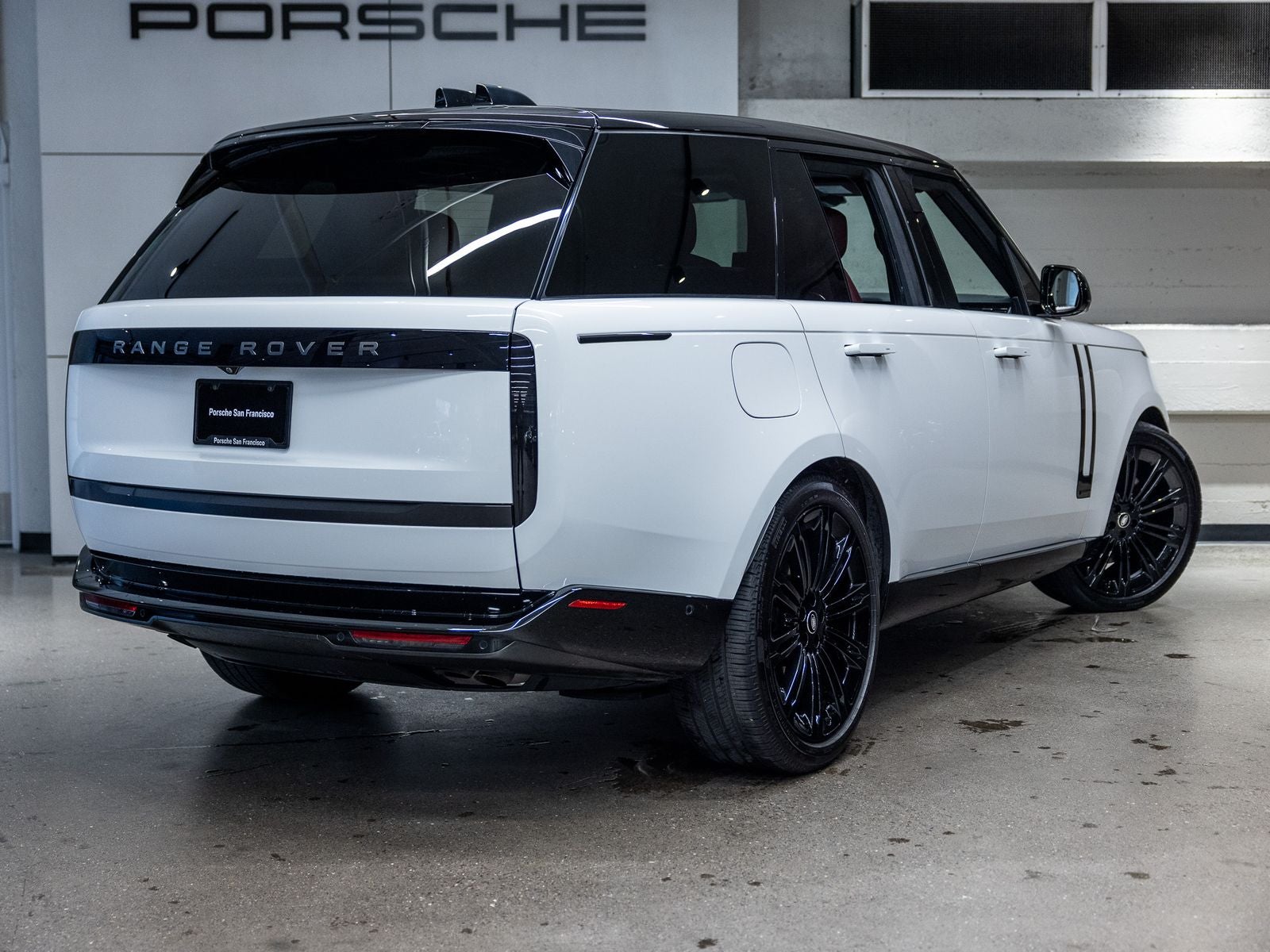 2025 Land Rover Range Rover Autobiography