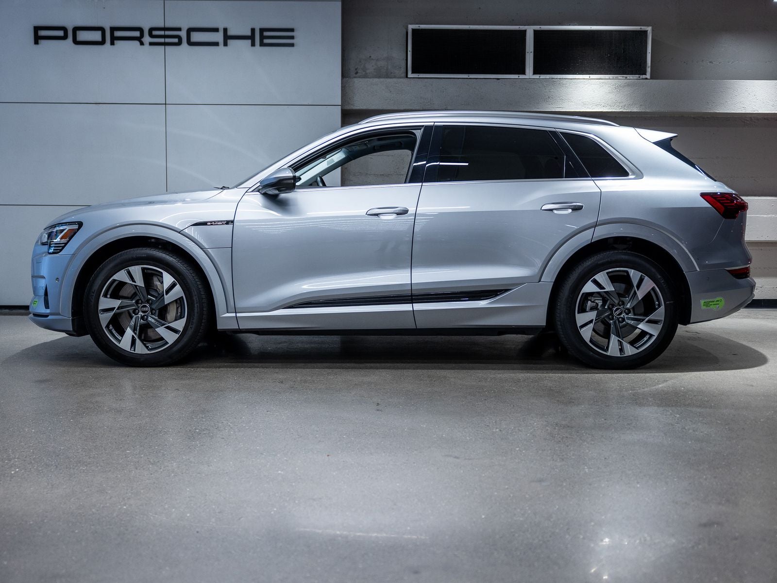 2023 Audi e-tron Premium Plus quattro