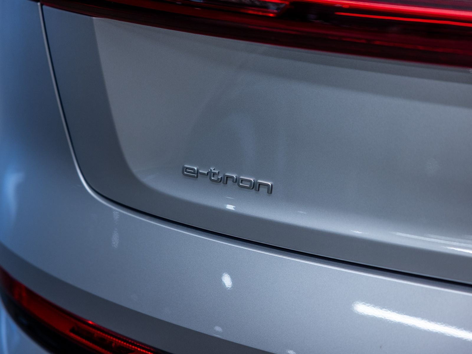 2023 Audi e-tron Premium Plus quattro