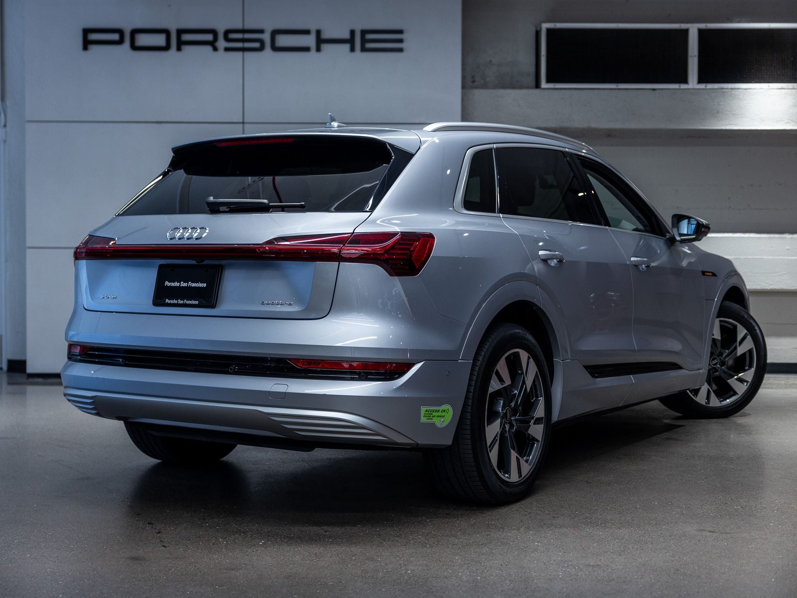 2023 Audi e-tron Premium Plus quattro