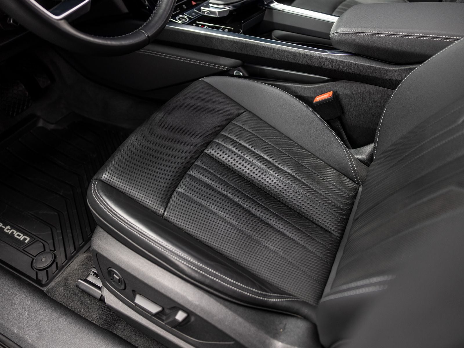 2023 Audi e-tron Premium Plus quattro