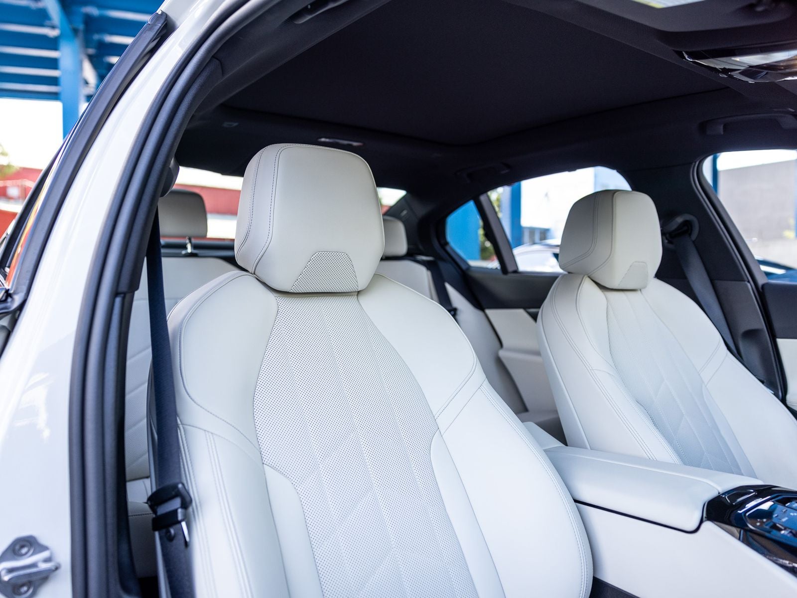 2024 BMW 5 Series 530i