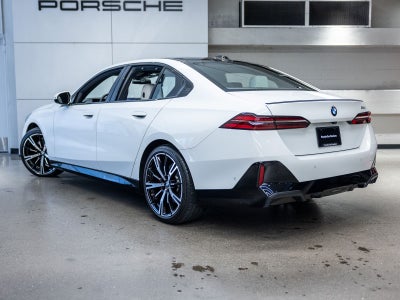 2024 BMW 5 Series 530i