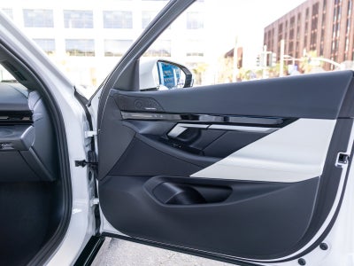 2024 BMW 5 Series 530i