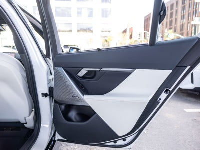 2024 BMW 5 Series 530i