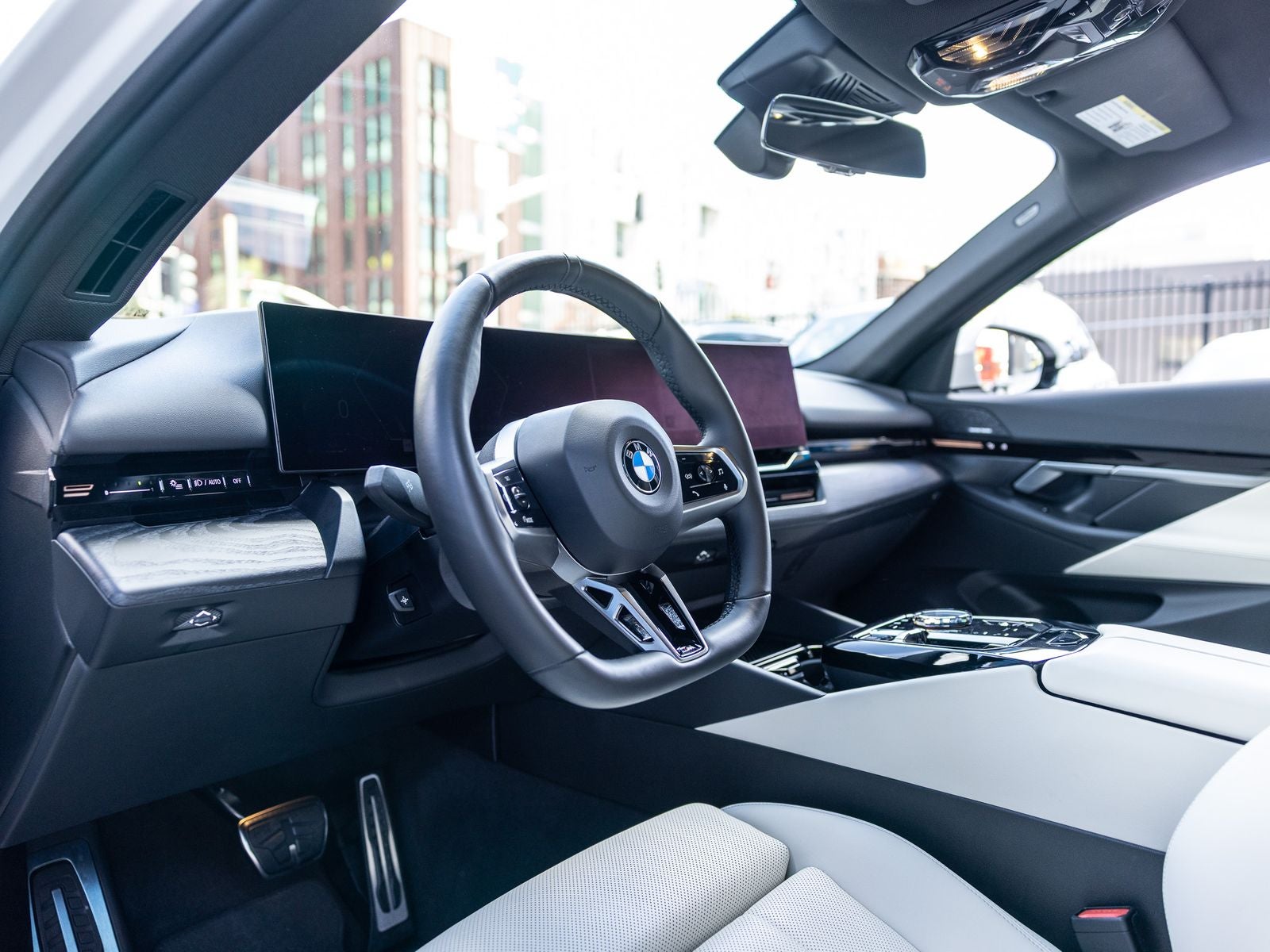 2024 BMW 5 Series 530i