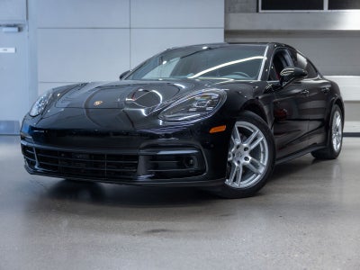 2020 Porsche Panamera Panamera