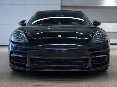 2020 Porsche Panamera Panamera