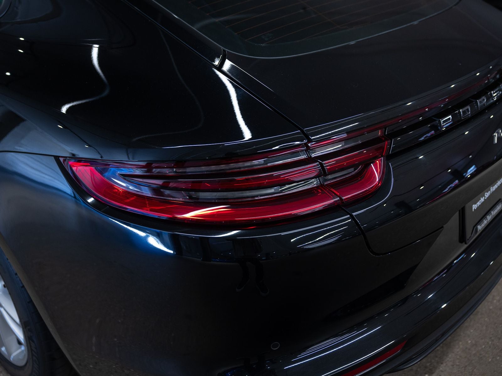 2020 Porsche Panamera Panamera