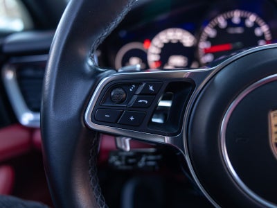 2020 Porsche Panamera Panamera