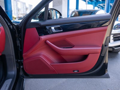 2020 Porsche Panamera Panamera