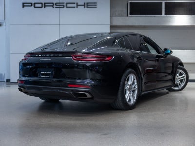 2020 Porsche Panamera Panamera
