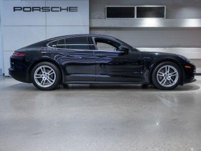 2020 Porsche Panamera Panamera