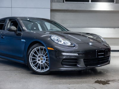 2015 Porsche Panamera Panamera