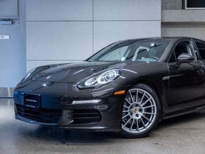 2015 Porsche Panamera Panamera