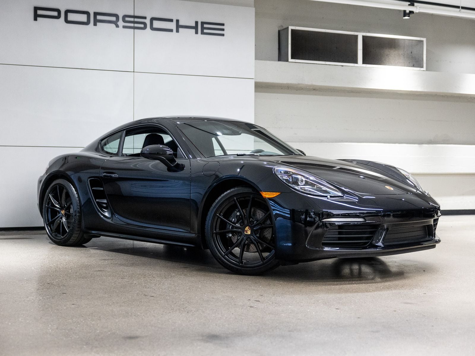 2025 Porsche 718 Cayman