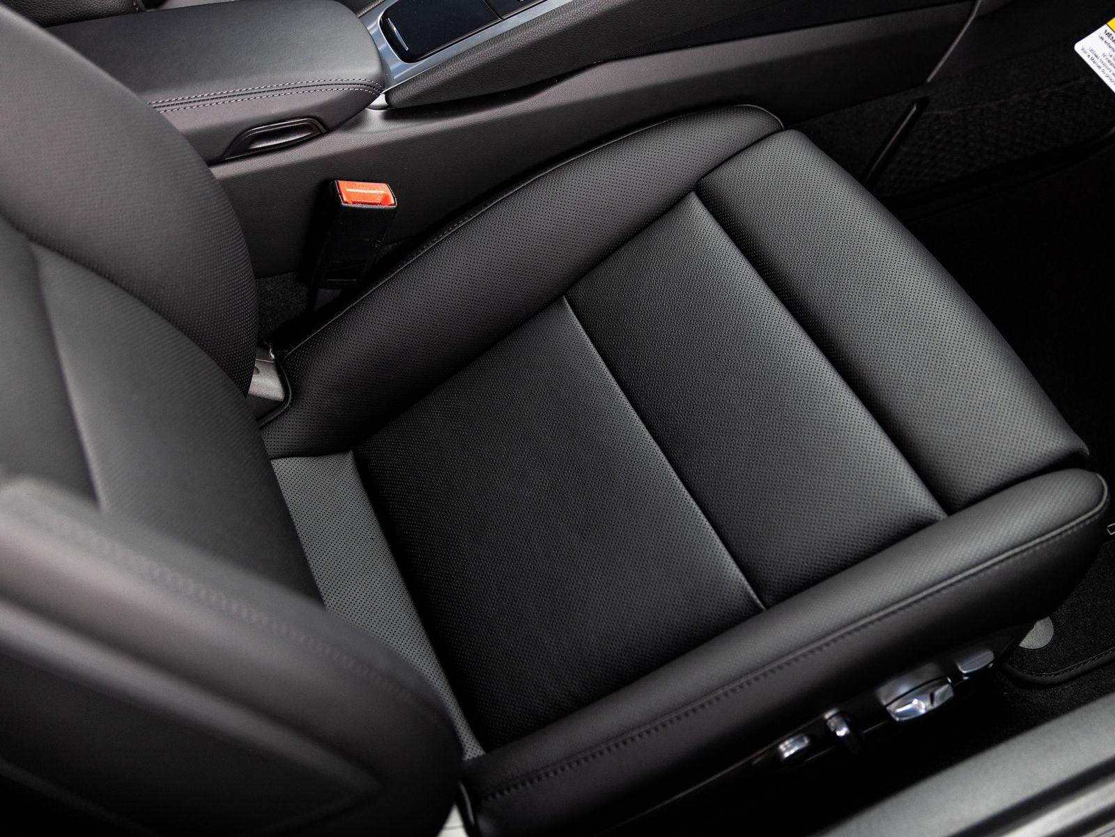 2025 Porsche 718 Cayman