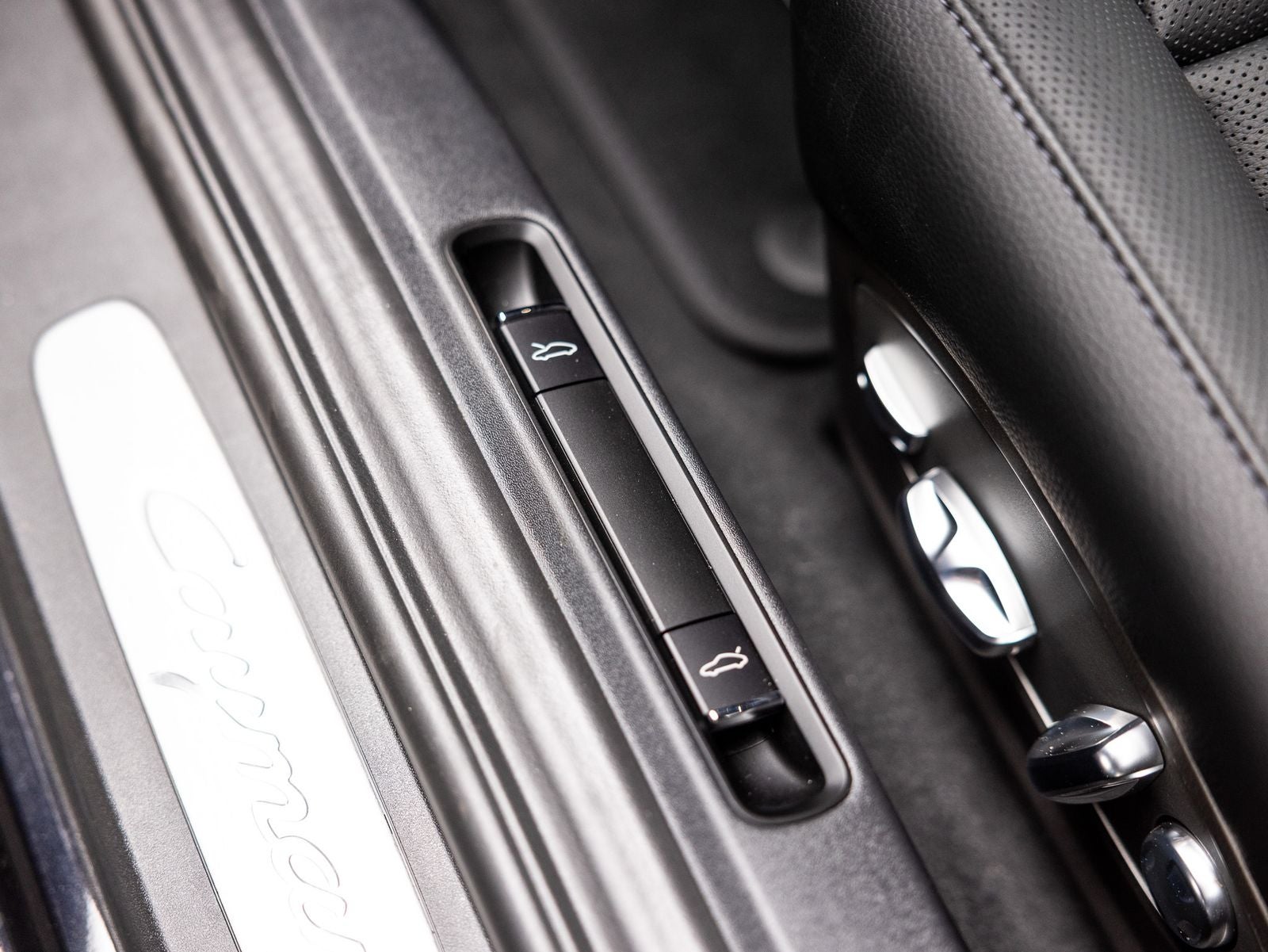 2025 Porsche 718 Cayman