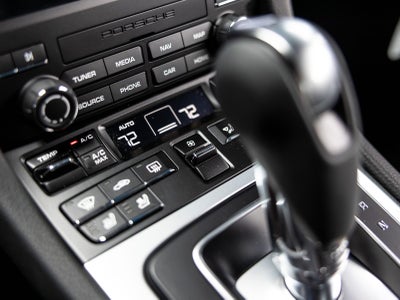 2025 Porsche 718 Cayman