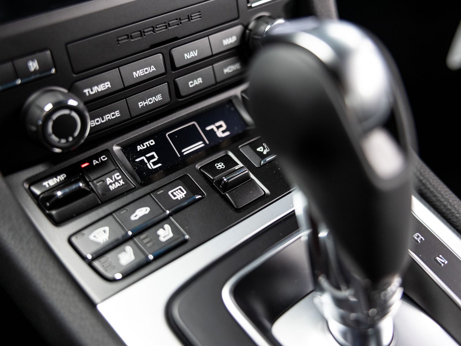 2025 Porsche 718 Cayman