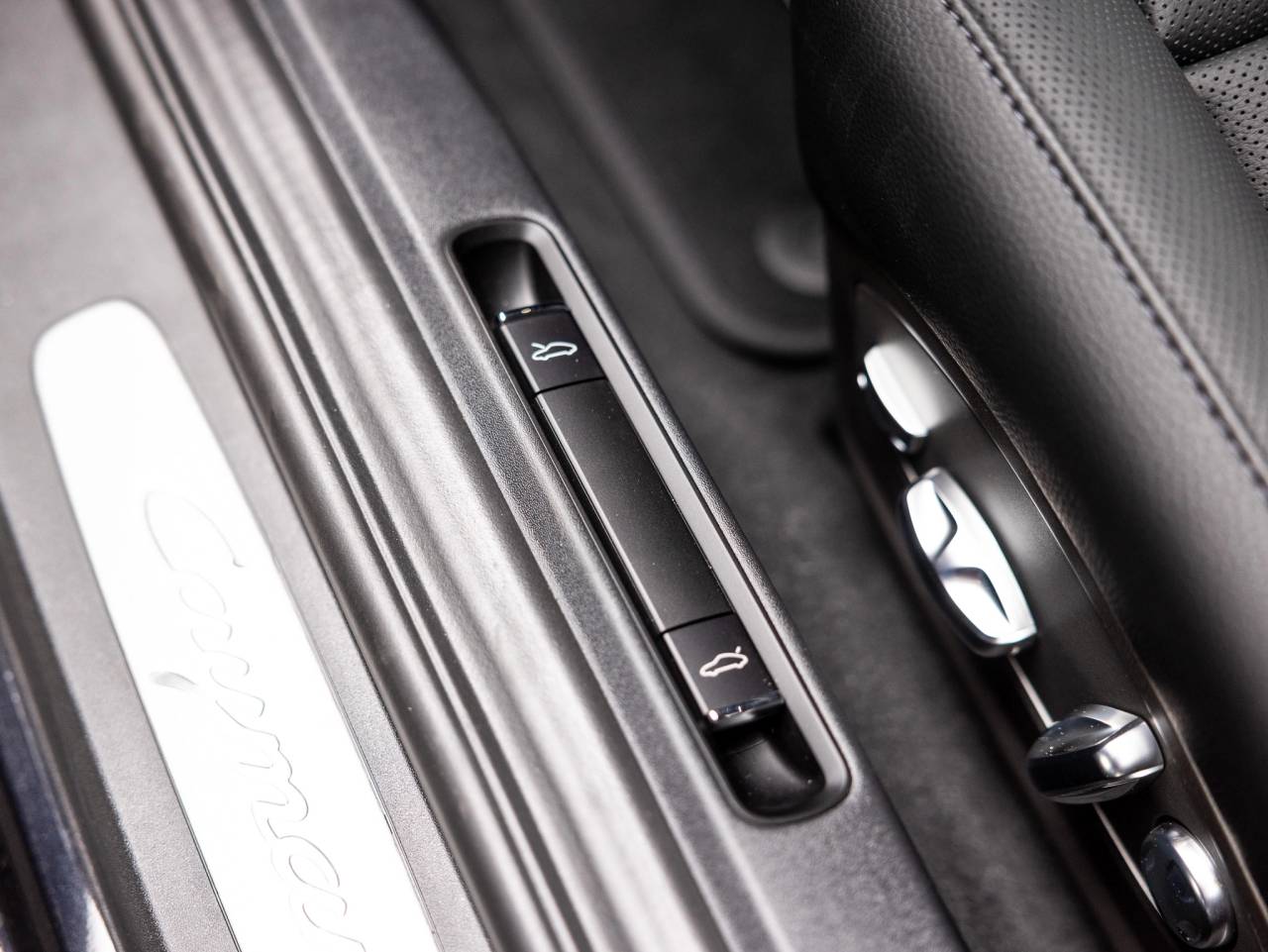 2025 Porsche 718 718 Cayman