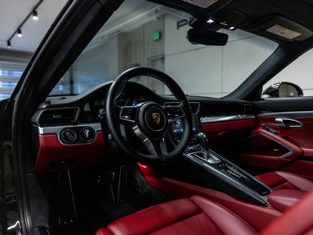 2018 Porsche 911 911 Carrera