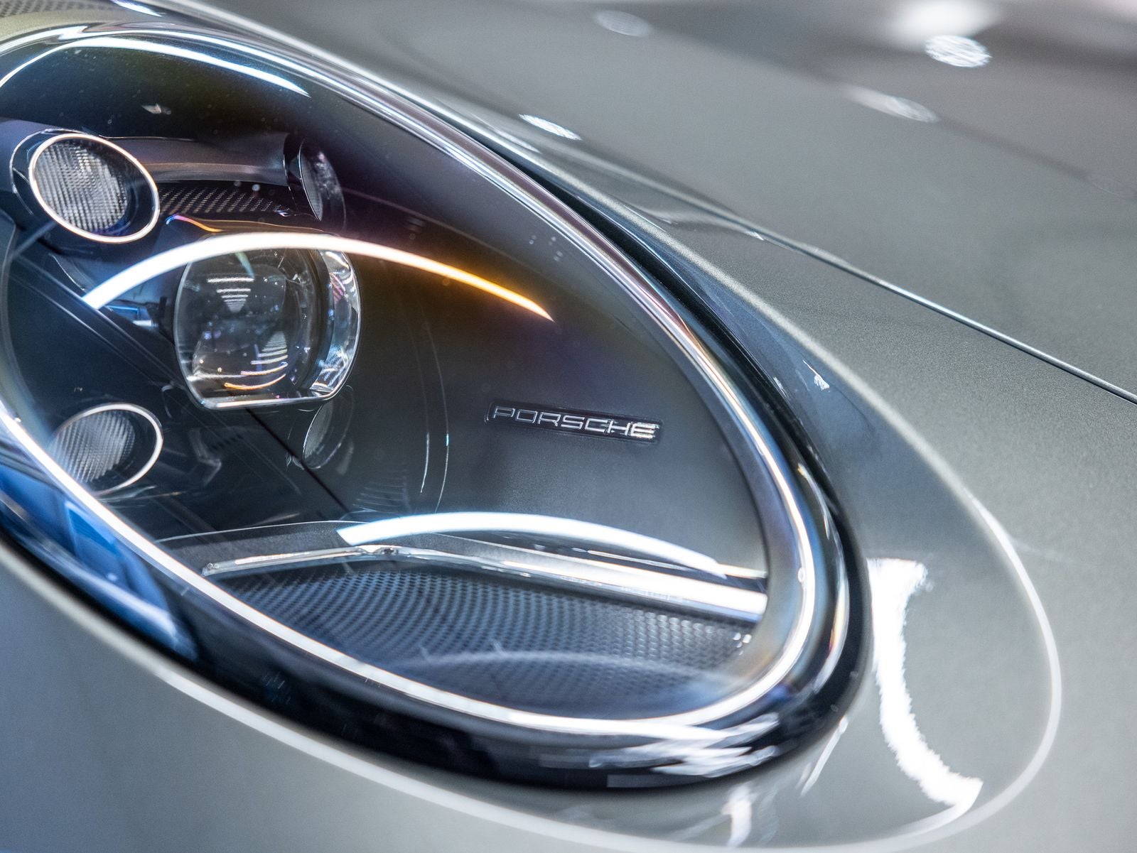 2024 Porsche 911 Carrera