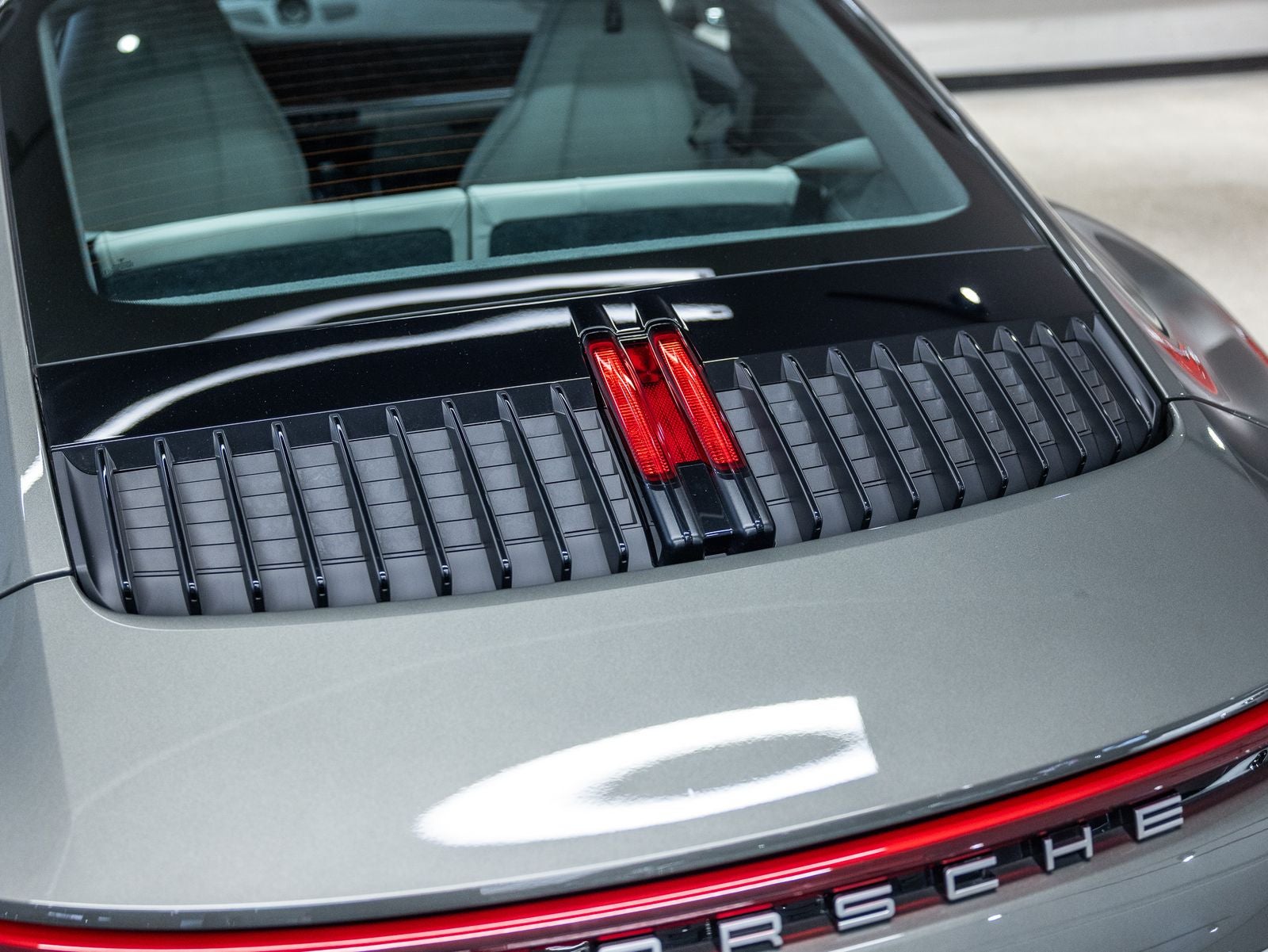 2024 Porsche 911 Carrera