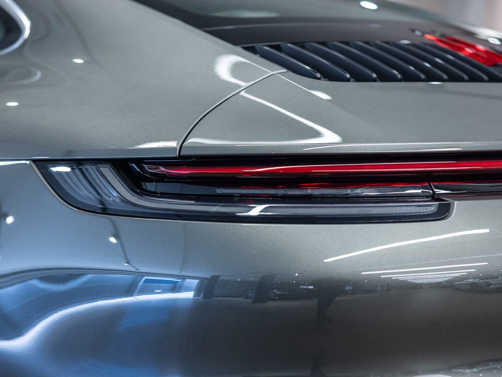 2024 Porsche 911 Carrera