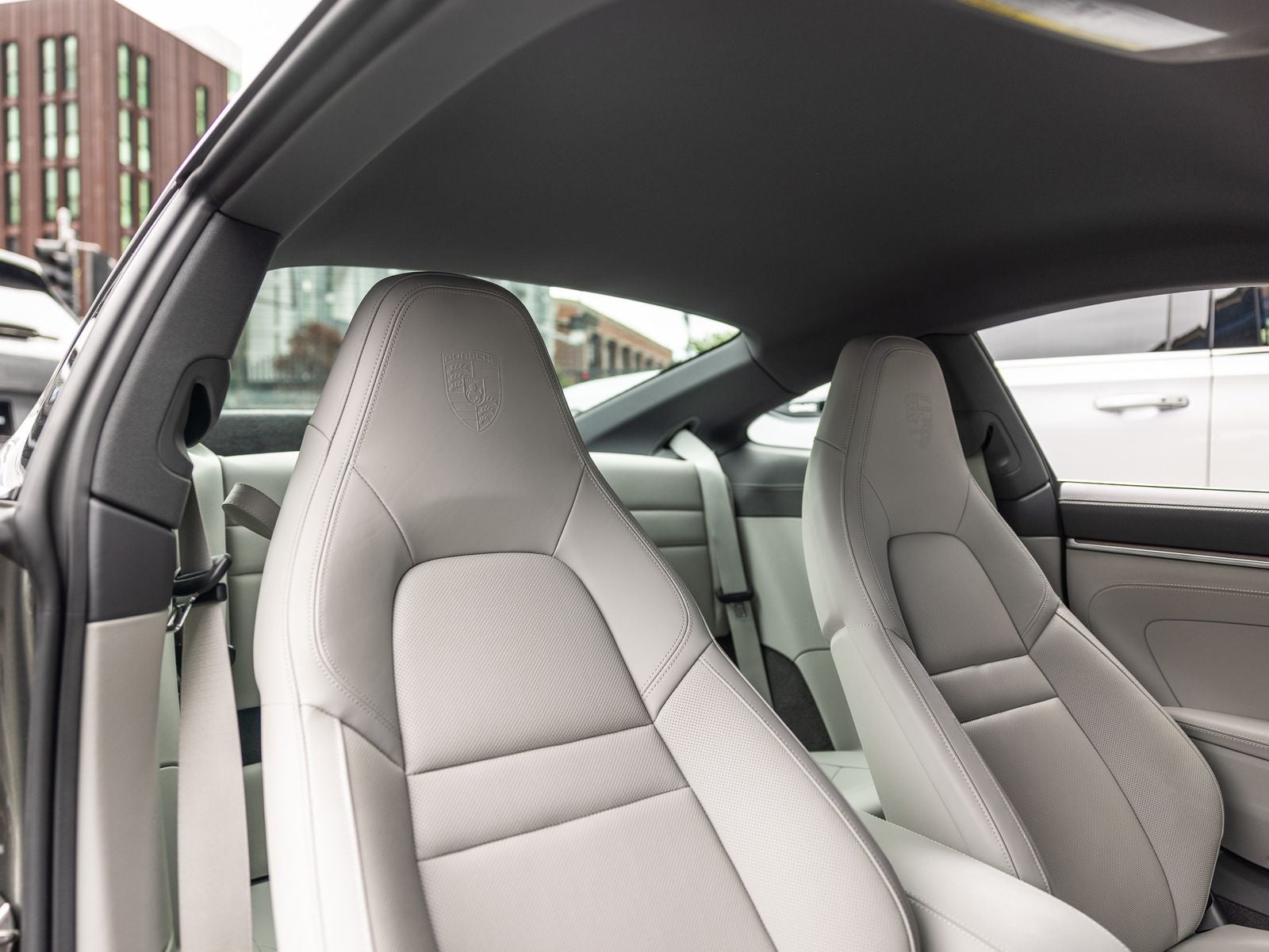 2024 Porsche 911 Carrera