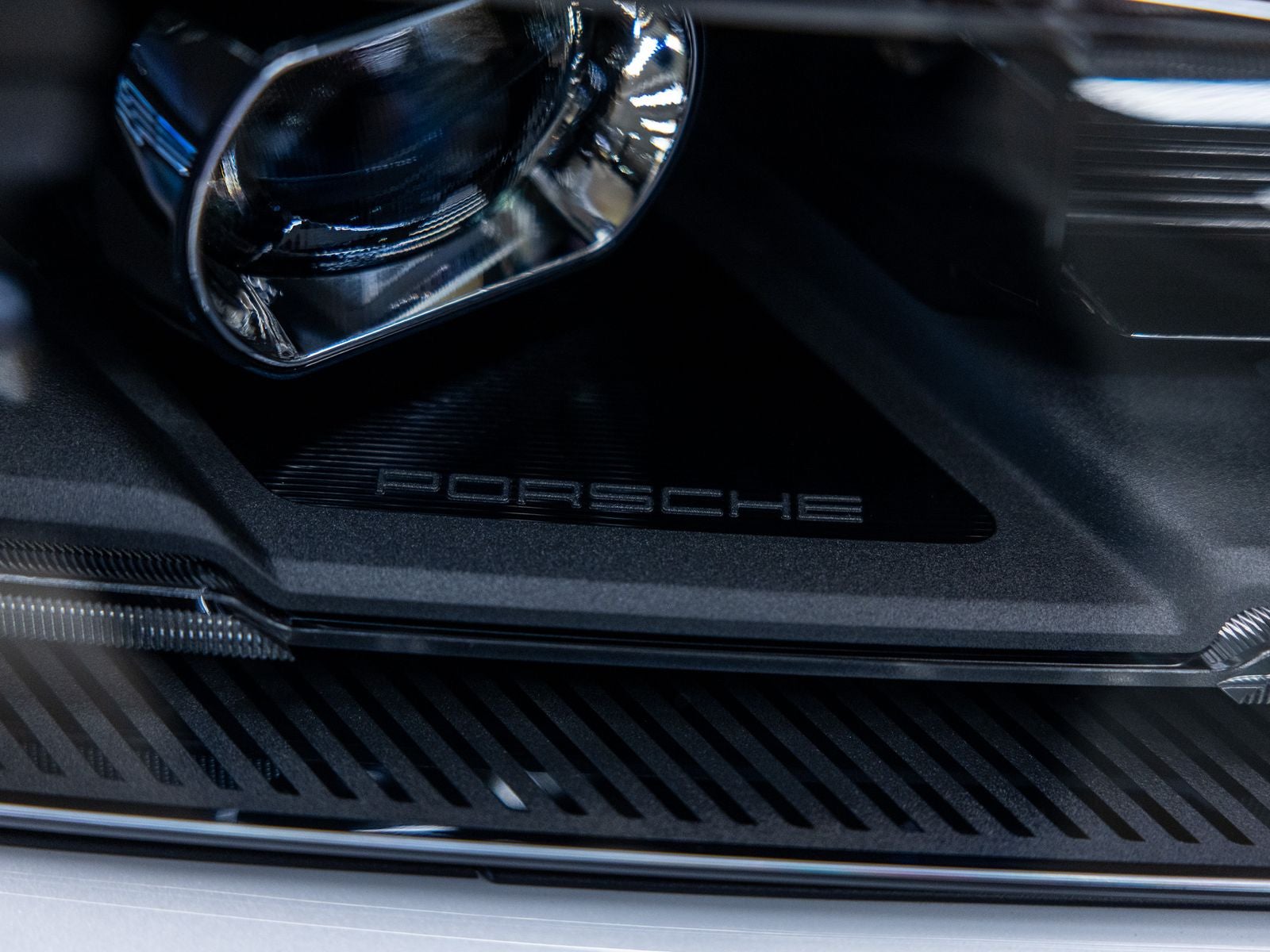 2026 Porsche Taycan Taycan