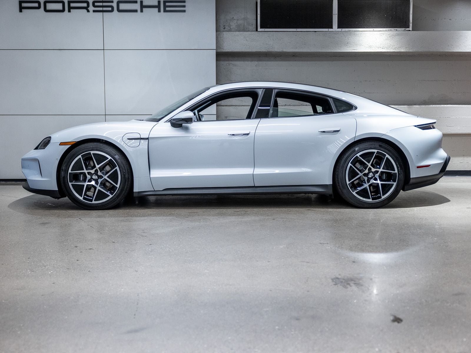 2026 Porsche Taycan Taycan