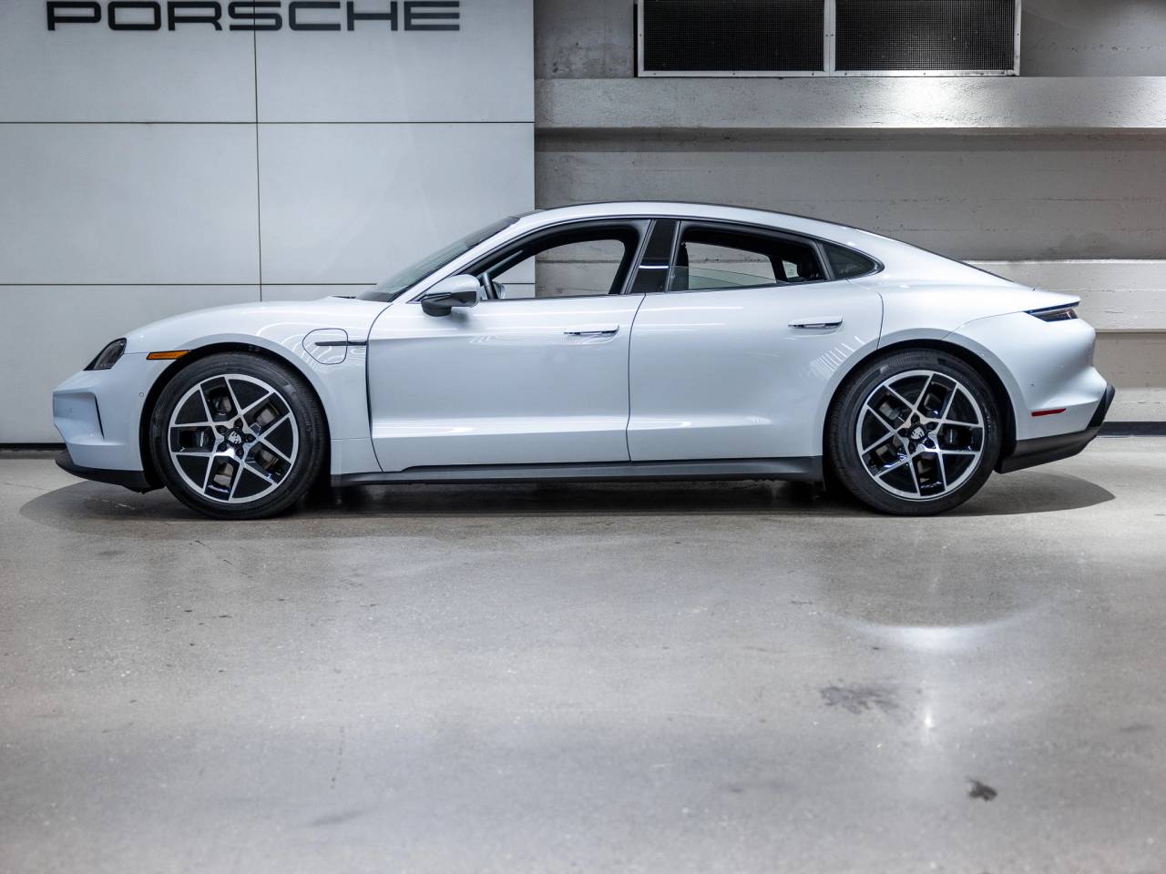 2026 Porsche Taycan Taycan