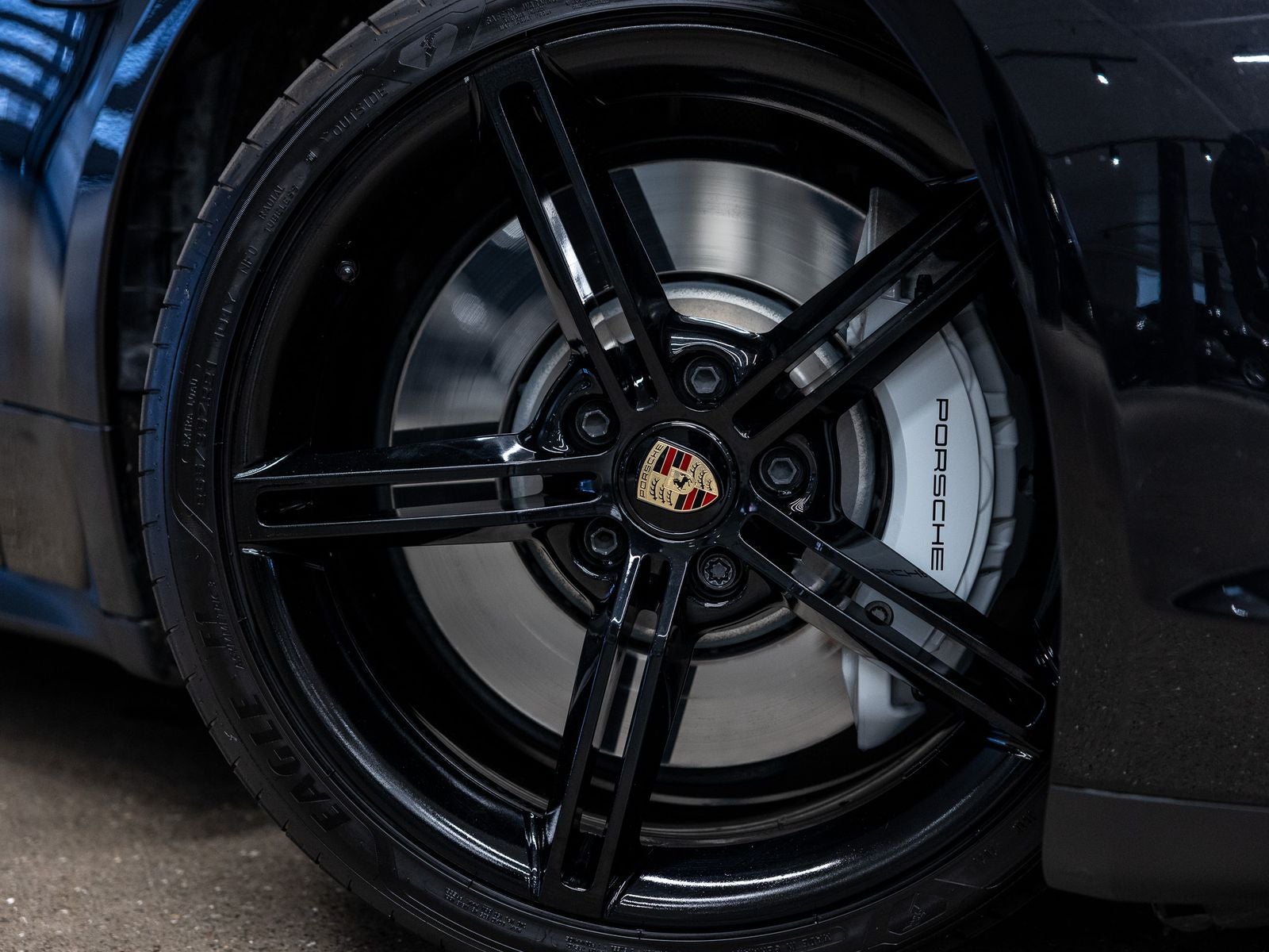 2023 Porsche Taycan Base