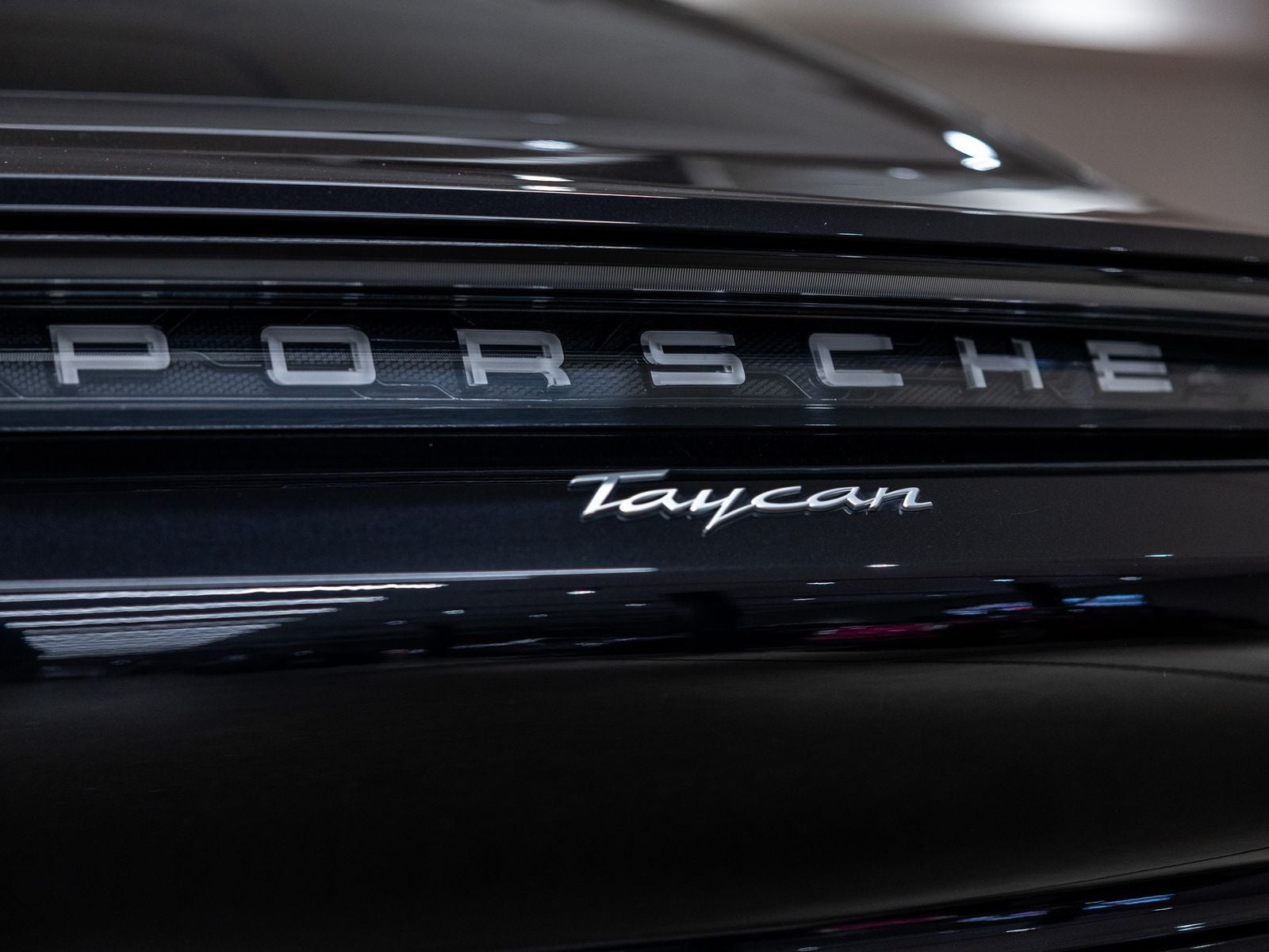 2023 Porsche Taycan Base