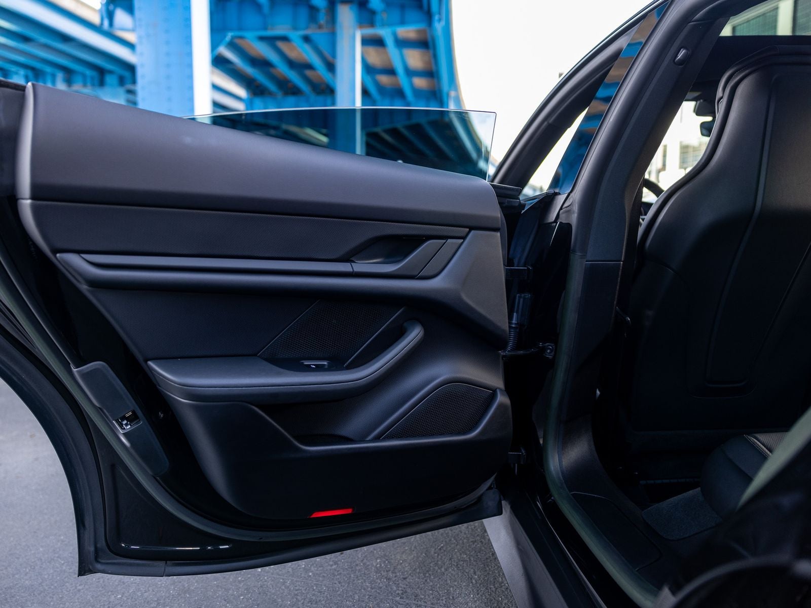 2023 Porsche Taycan Base