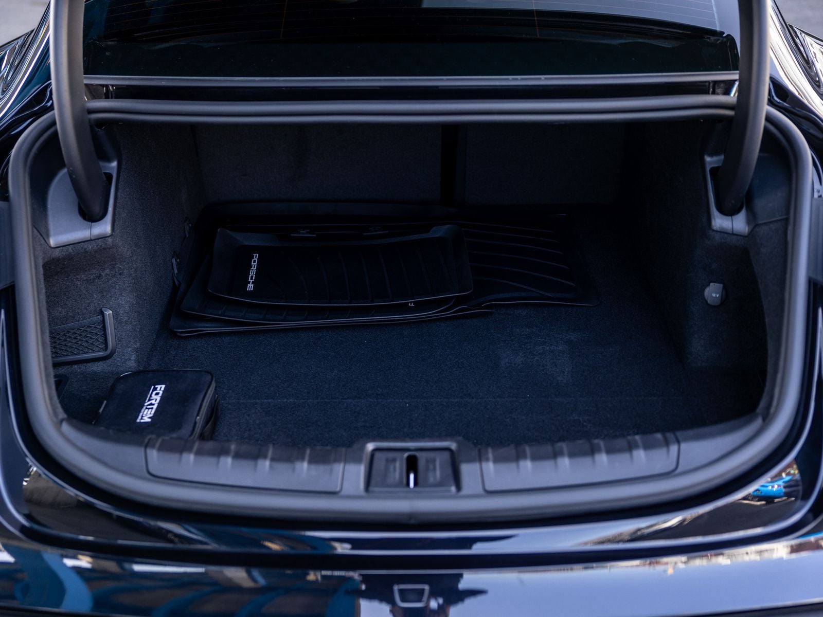 2023 Porsche Taycan Base